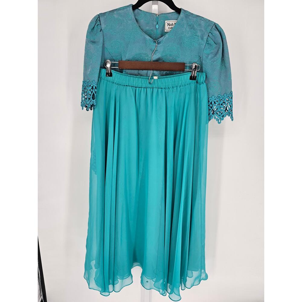 Nah Nah Collection Women's Teal Short Sleeve Lace Elastic Waist Top-Skirt Size 8